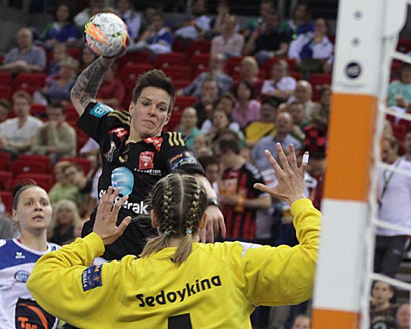 Anja Hammerseng-Edin im Halbfinale der Champions League
