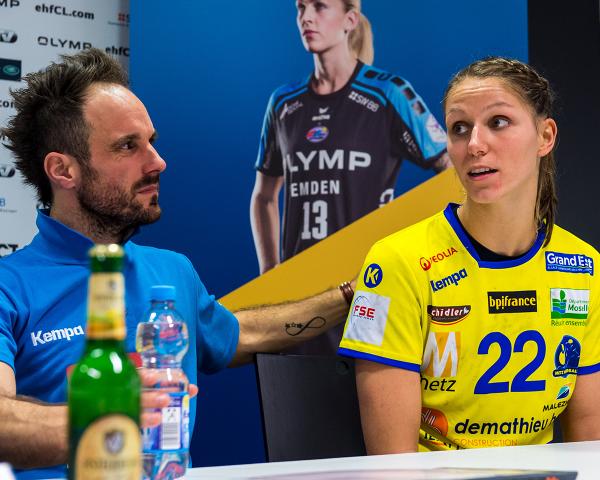 Metz Trainer Emmanuel Mayonnade und Xenia Smits