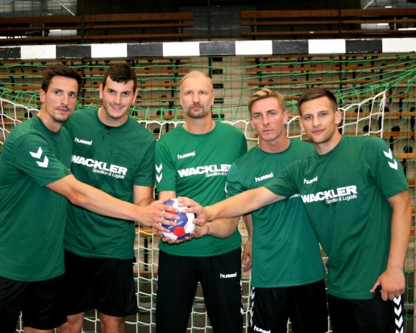 Die Neuen bei FAG: Nemanja Zelenovic, Ivan Sliskovic, Hartmut Mayerhoffer, Tim Sørensen und Josip Peric