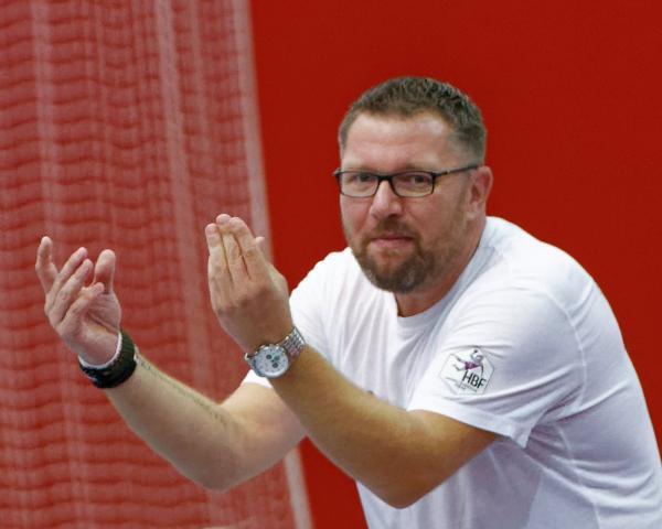 Mainz-Trainer Thomas Zeitz: "Meine Mädels haben die handballerische Qualität, die zwei Punkte zu holen."