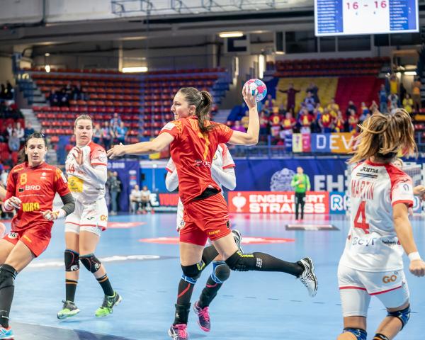 EHF Euro 2018, Europameisterschaft Frauen, Spanien - Rumänien: Eliza Buceschi /ROU
