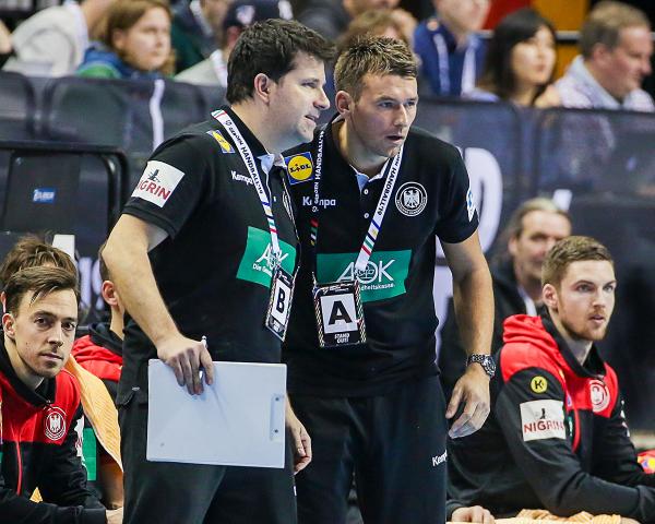 Co-Trainer Alexander Haase (links) und Bundestrainer Christian Prokop