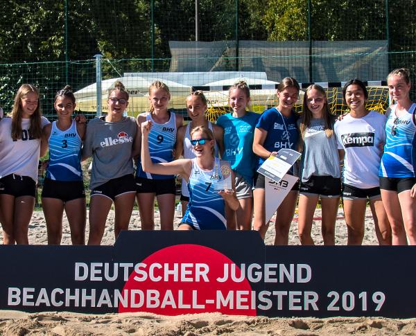 Die Auswahl aus Bayern gewann den Titel in der weiblichen B-Jugend